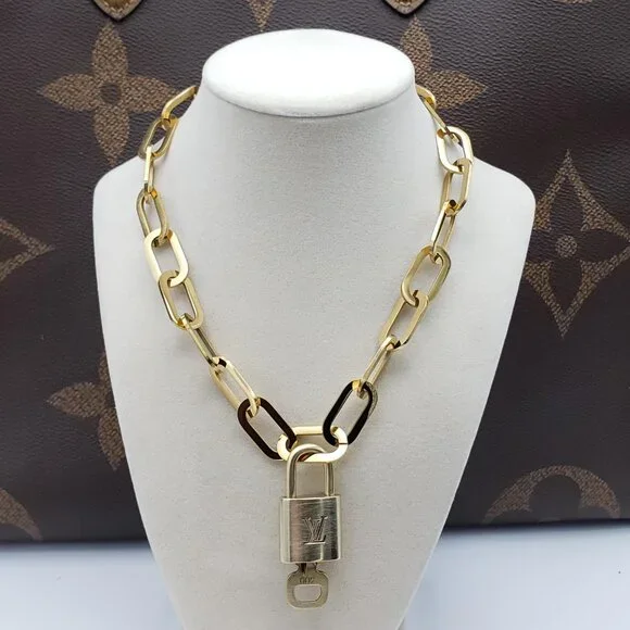 Authentic Louis Vuitton GoldPadlock w/Unbranded Stainless Steel Paper Clip Chain - Picture 12 of 13